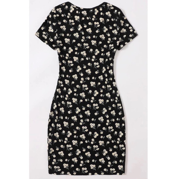 Floral Bodycon Dress - Picture 4 of 5